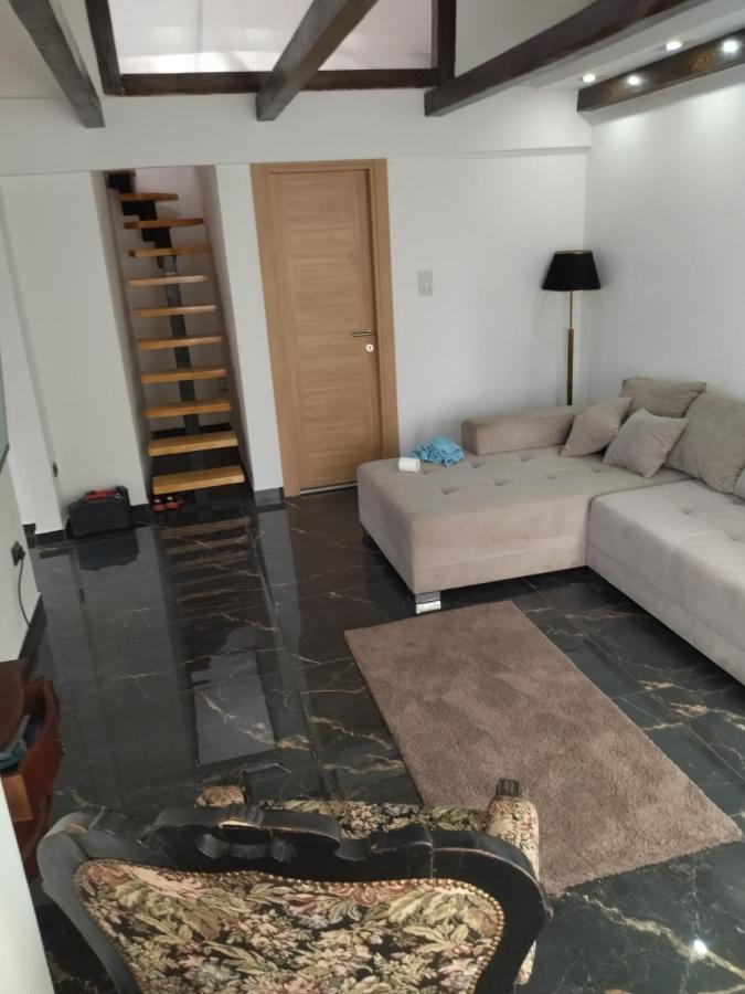 Fenix 1 Apartment *